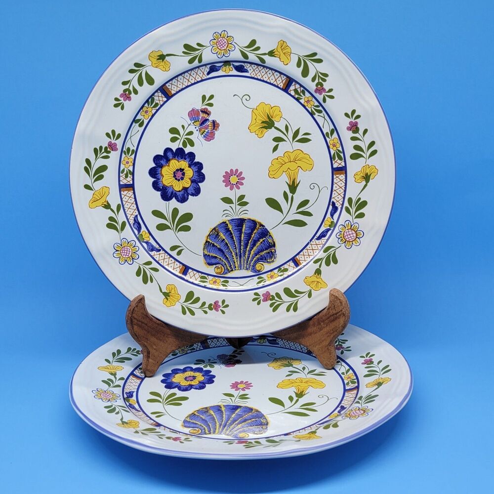 Georges Briard "Bretonne" Set Of 2 Floral 10 1/2" Discontinued Dinner Plates VGC